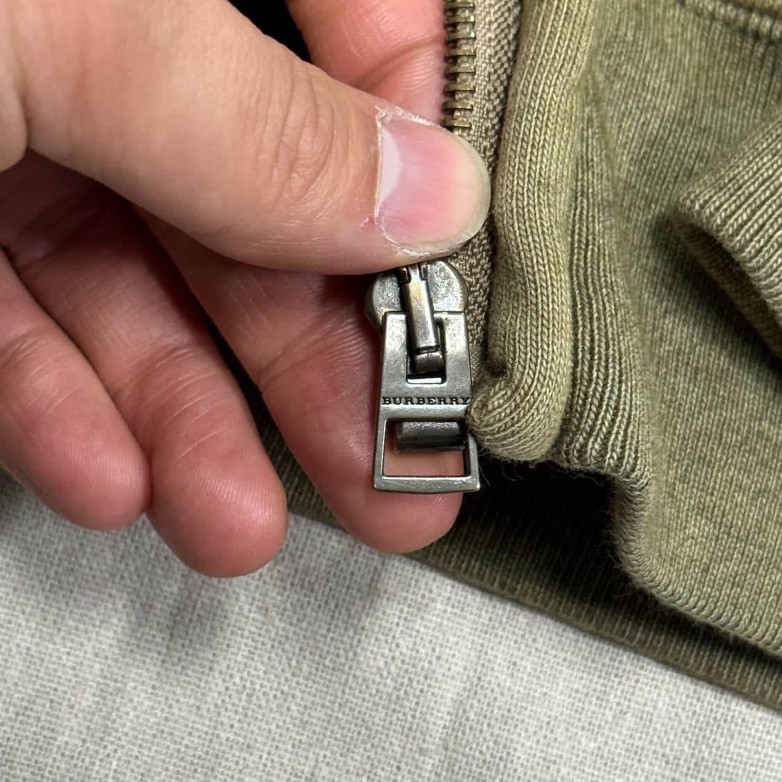 버버리 스티치 암패치 후드집업 XL 상품이미지5