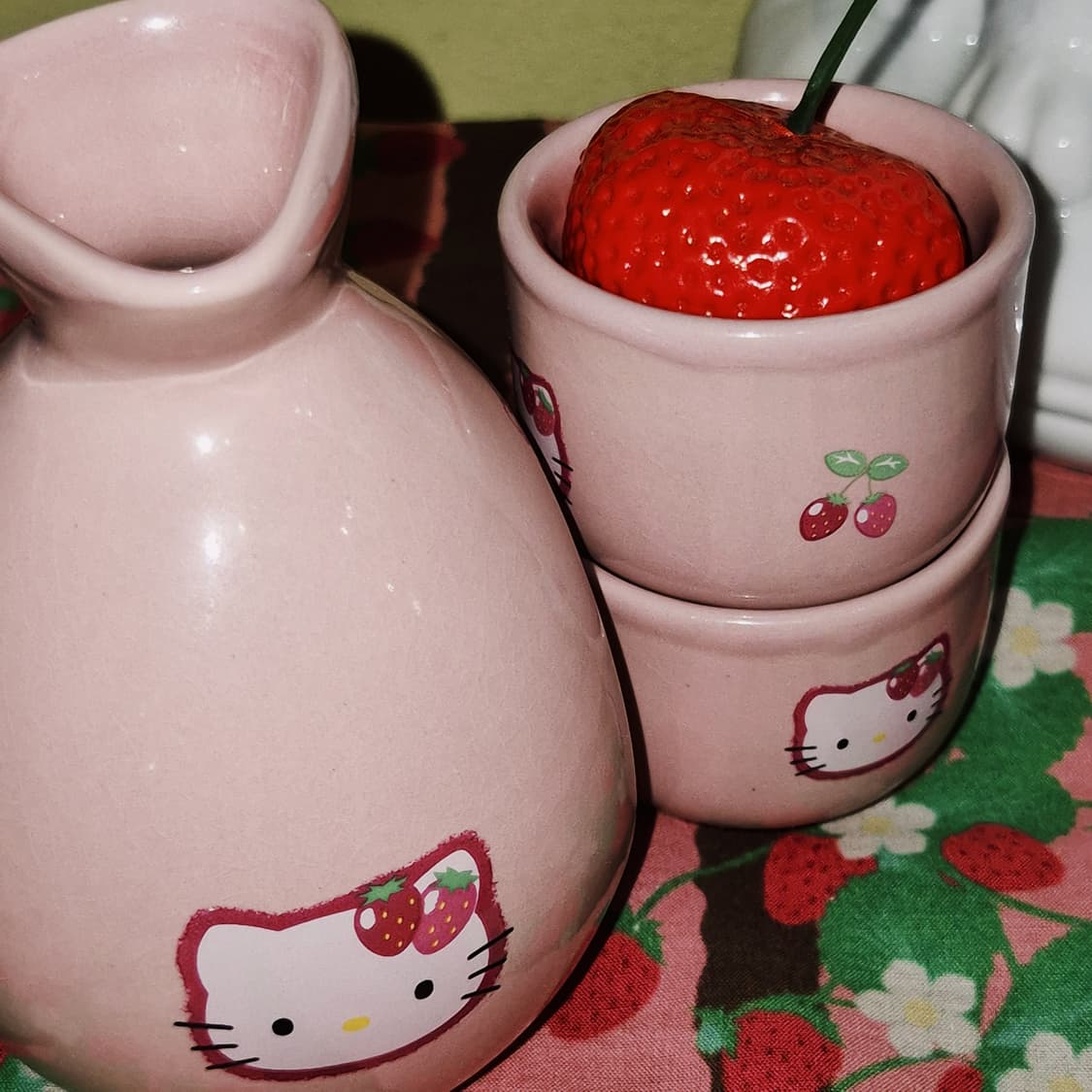 00s 고전 딸기 키티 도자기 주병 세트 상품이미지10