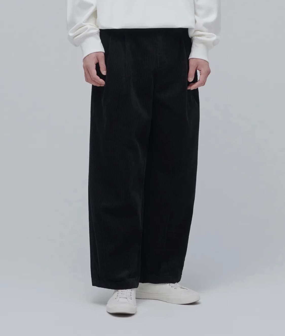 무탠다드 코듀로이 와이드 벌룬 팬츠 블랙 30사이즈 상품이미지1