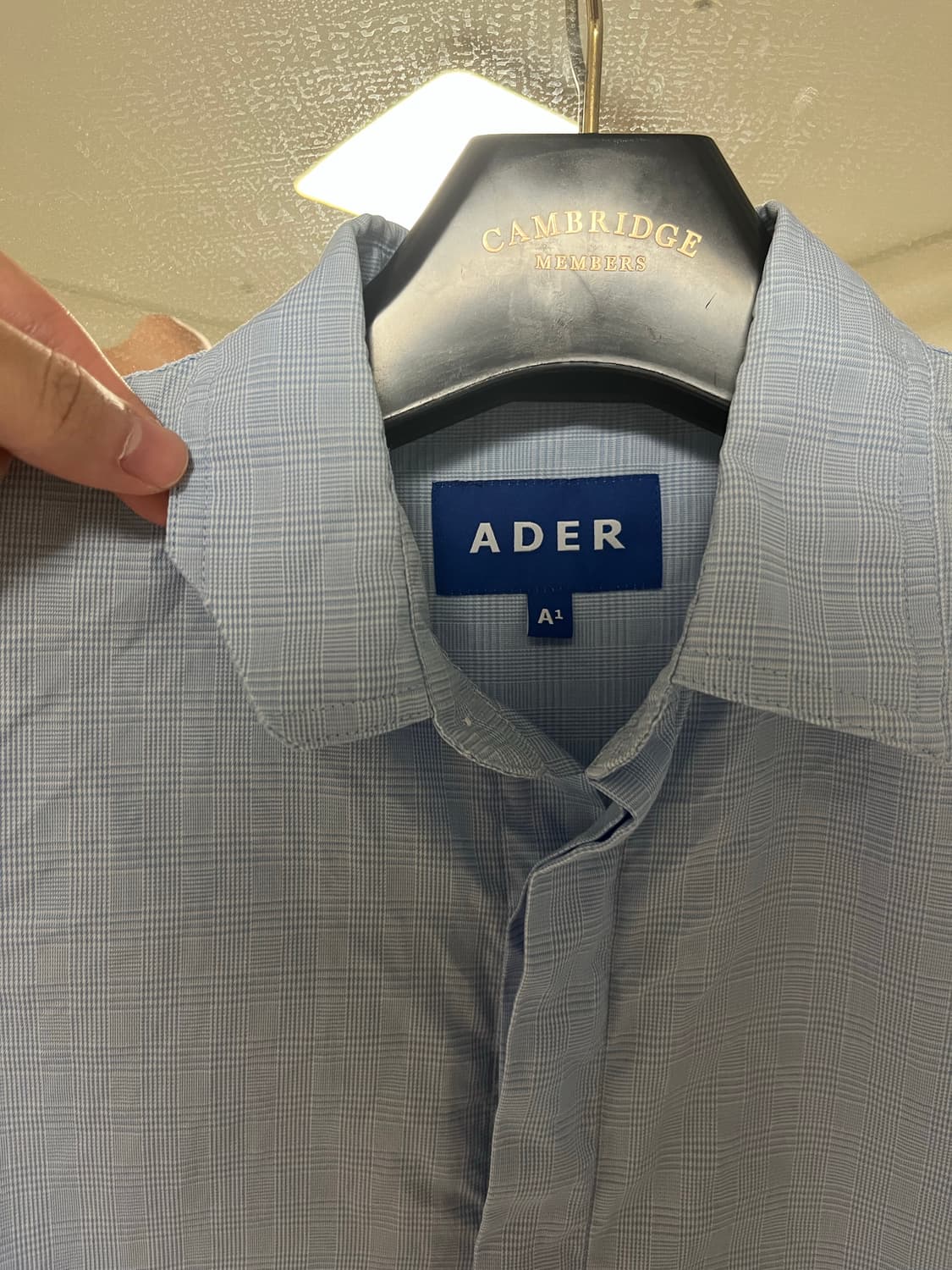 아더에러 블루 체크 셔츠 상품이미지3