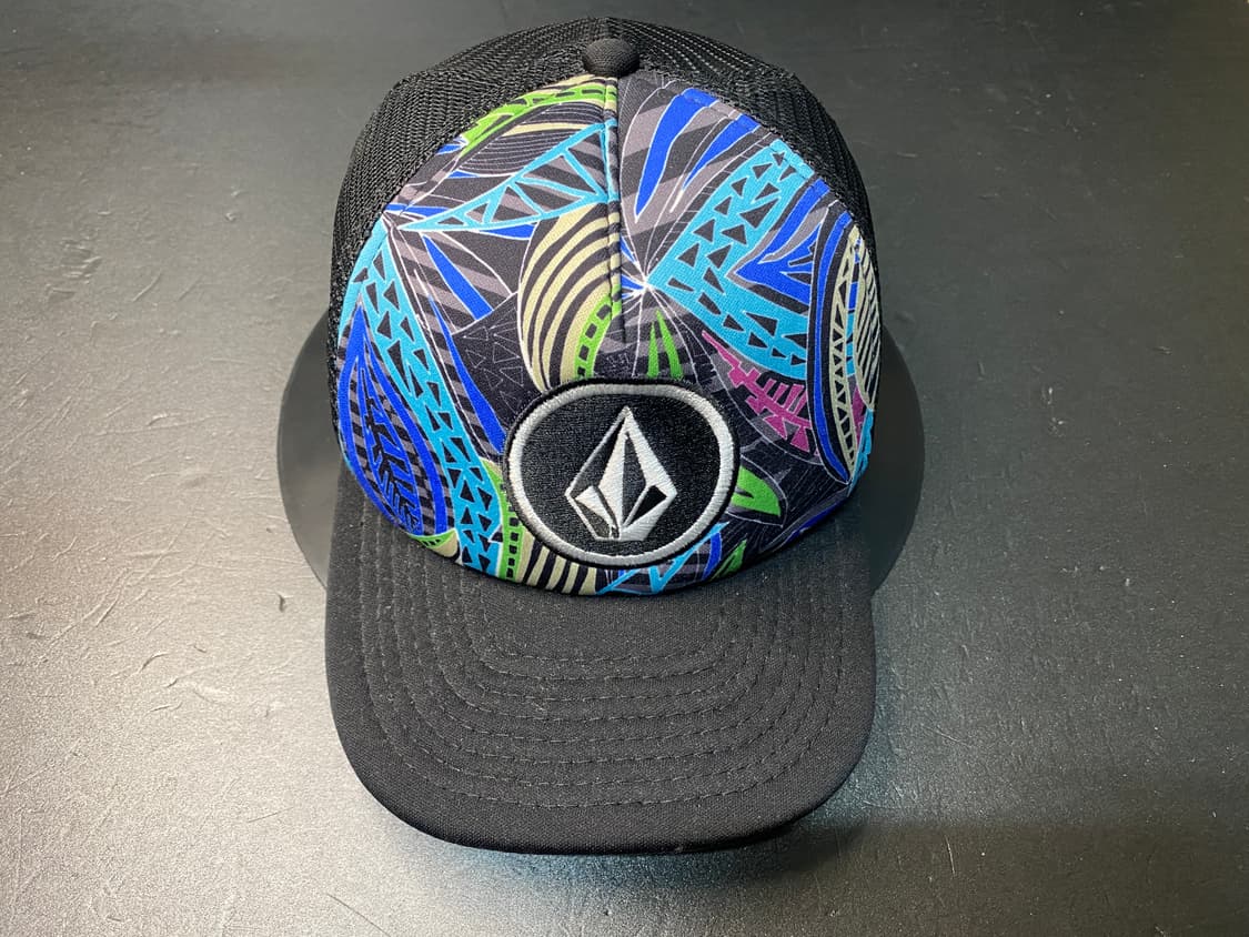 Newera x volcom vintage trucker cap 상품이미지1