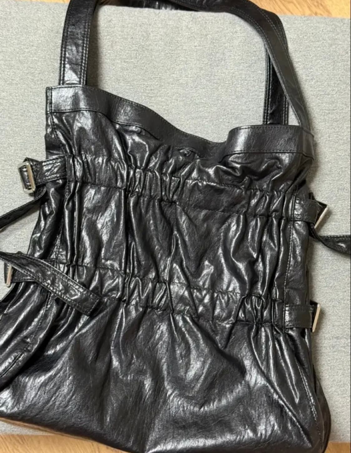 [마뗑킴] 씨쉘백 보부상가방 /FAUX LEATHER SEASHELL B 상품이미지4
