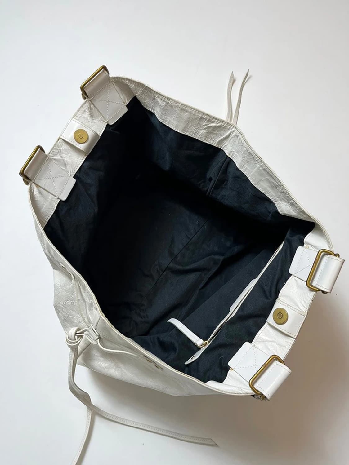 이자벨마랑 20ss 화이트 크링클 쇼퍼백 Q1416 상품이미지6