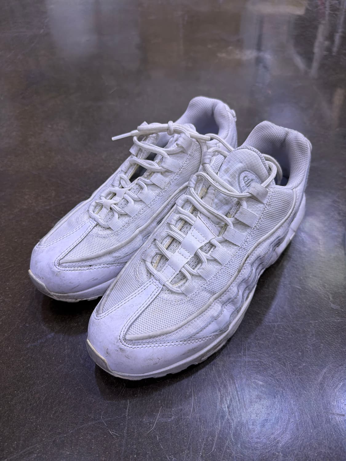 나이키 에어맥스95 에센셜 트리플화이트 슈즈 260 상품이미지1