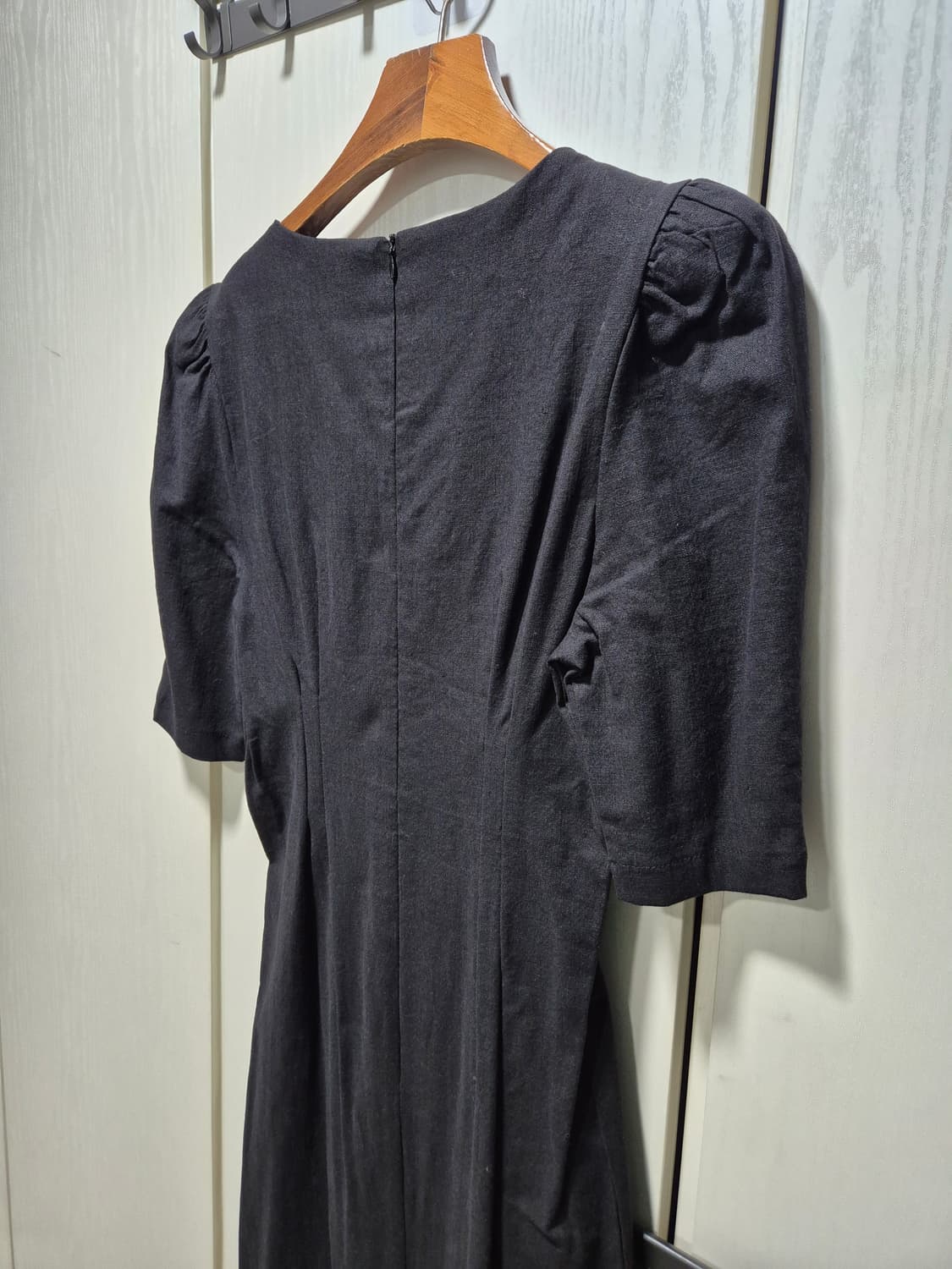 (타임세일)(새상품) 블랙 린넨 롱원피스 퍼프 반팔 상품이미지8