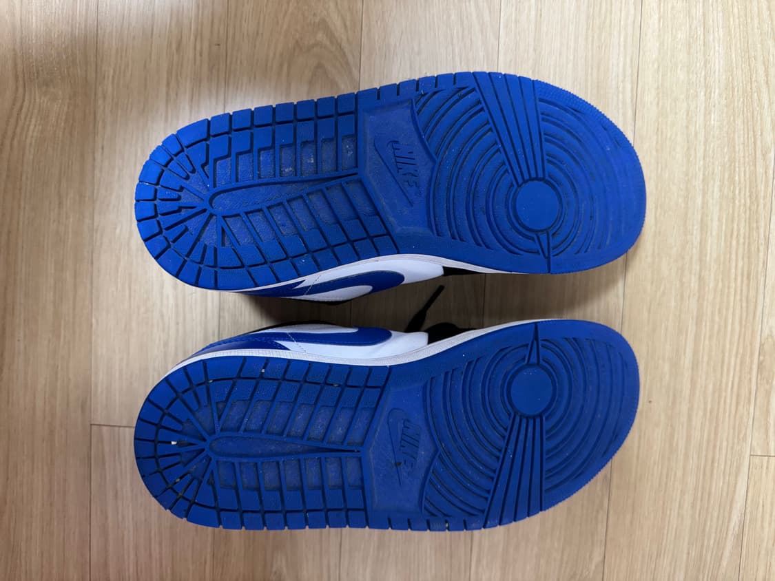 나이키 조던1 로우 상품이미지4