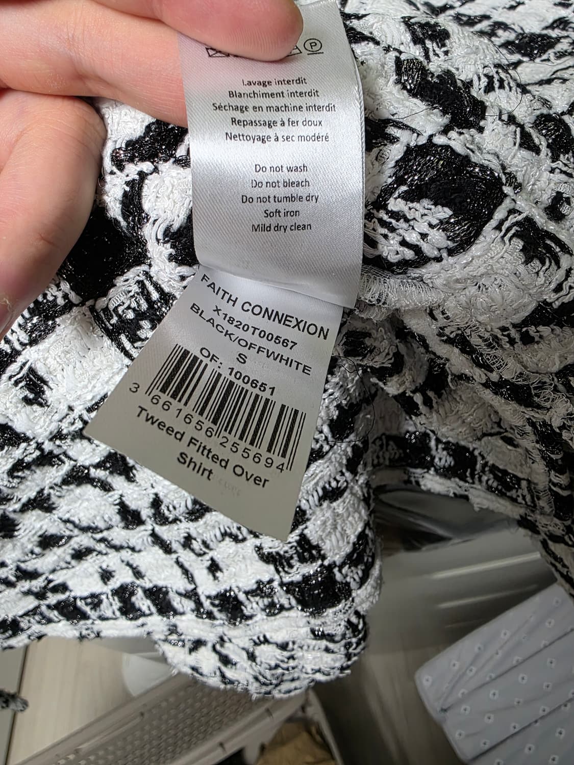 페이스커넥션 트위드 셔츠 s사이즈
X1820T00567 상품이미지6