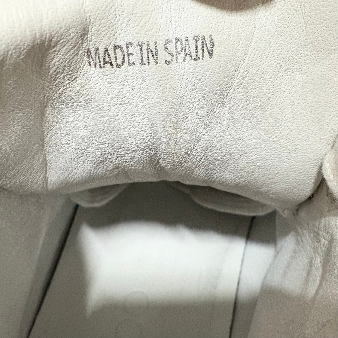 지미추 스타 스터드 하이탑 스니커즈 41.5 260-265 부츠 상품이미지9