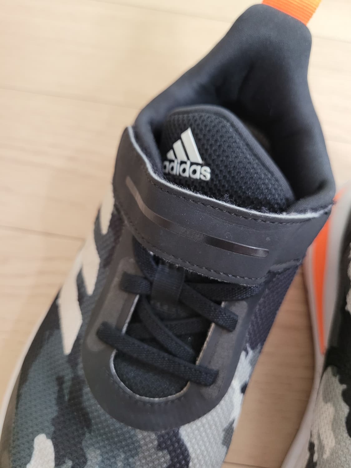 아디다스 Adidas 아동 운동화 215 블랙 상품이미지6
