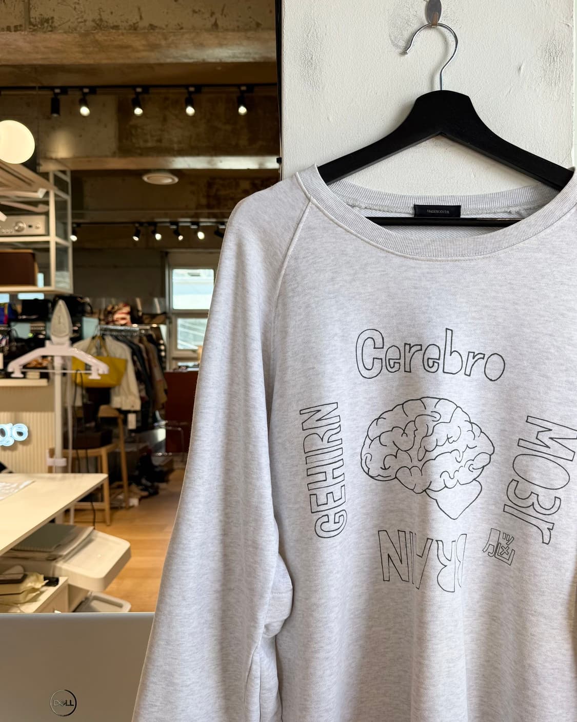 언더커버 멜란지 그레이 브레인 그래픽 스웻 셔츠  상품이미지3