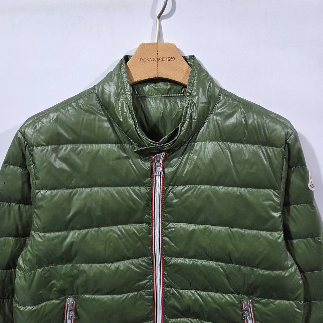 [MONCLER] 몽클레르 그린 퀄팅 경량 패딩자켓 상품이미지3