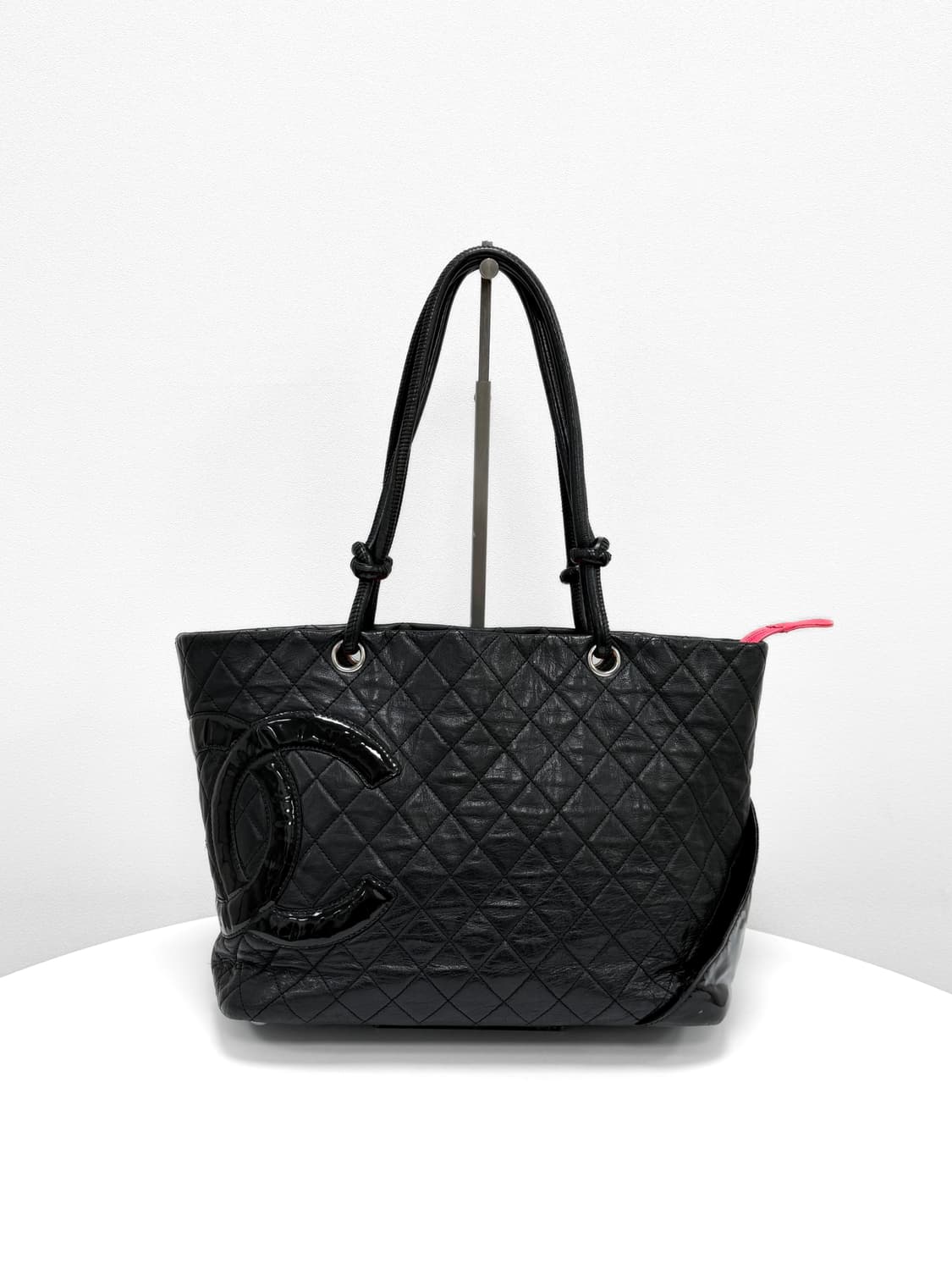 샤넬 깜봉 퀼티드 CC 로고 쇼퍼백 상품이미지1