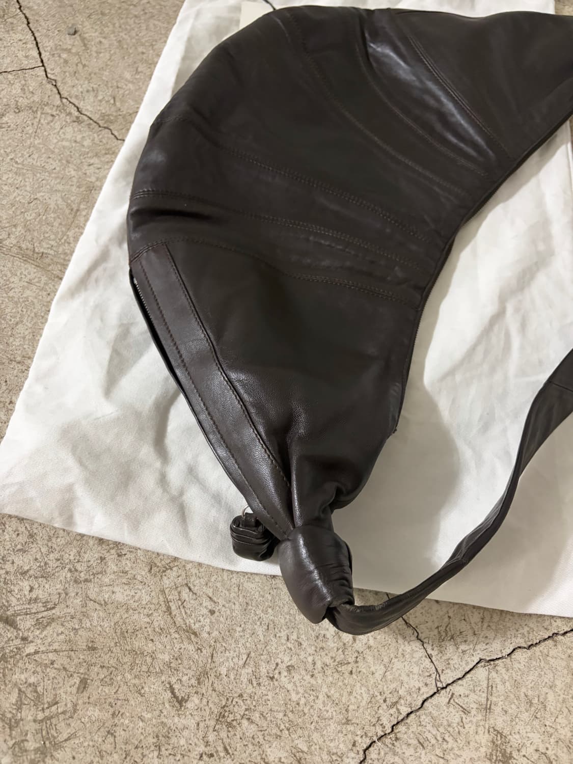 르메르 크루아상 범백 라지 다크초코 상품이미지2