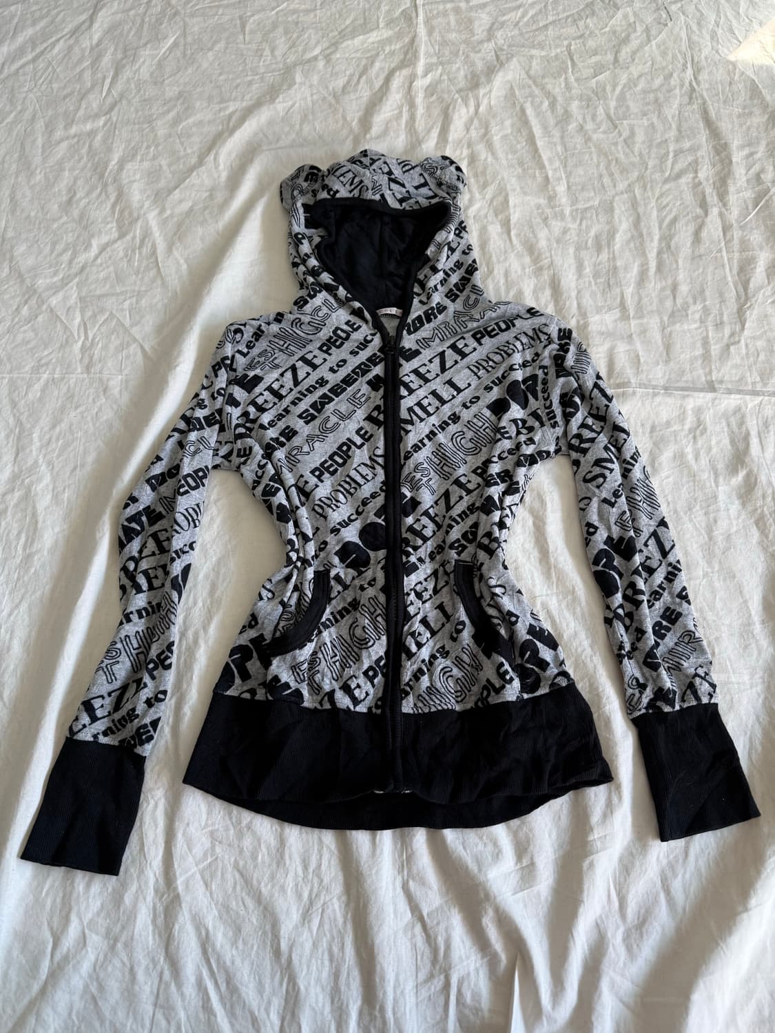 펑투케 갸루 벨루아 후드집업 상품이미지1