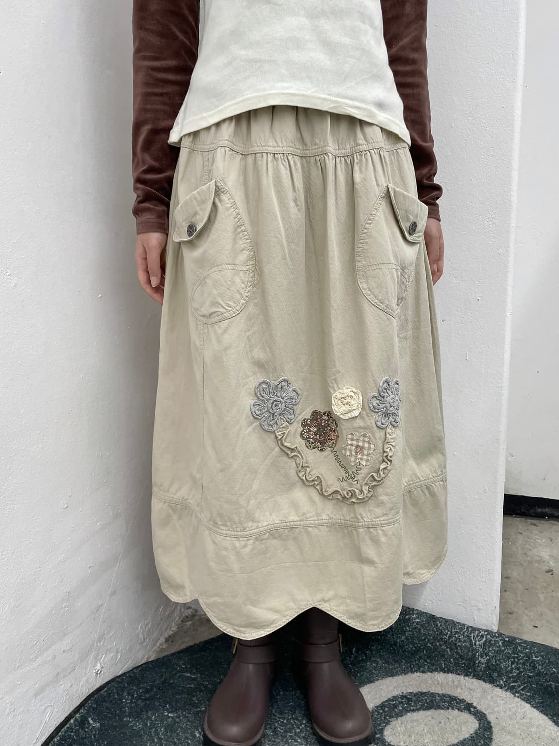베이지 모리 자수 포켓 스커트 상품이미지4