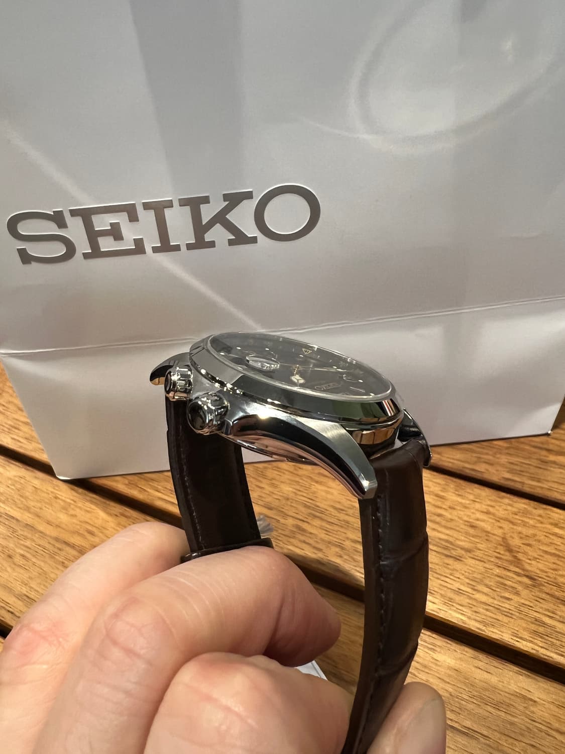 신형 알피니스트 spb507 몇일전 삼정공식에서 구매한 신품 판매합니다. 상품이미지6