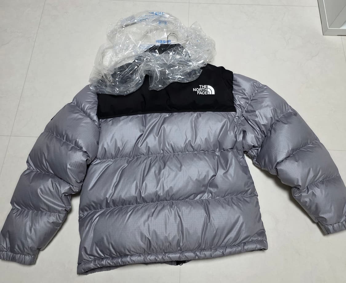 노스페이스 눕시 패딩 XL(105) 사이즈, 헤더 그레이색상 상품이미지4