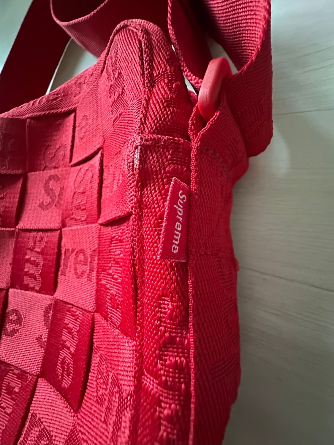 supreme woven shoulder bag red 상품이미지3