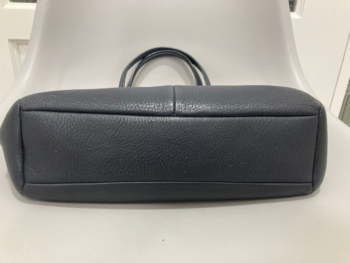 COACH 코치  가죽 첼시 미니 사첼 백 상품이미지3
