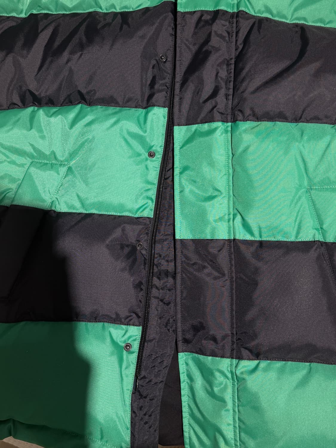 Balenciaga 2018 스트라이프 컬러블록 다운 패딩 코트 상품이미지3