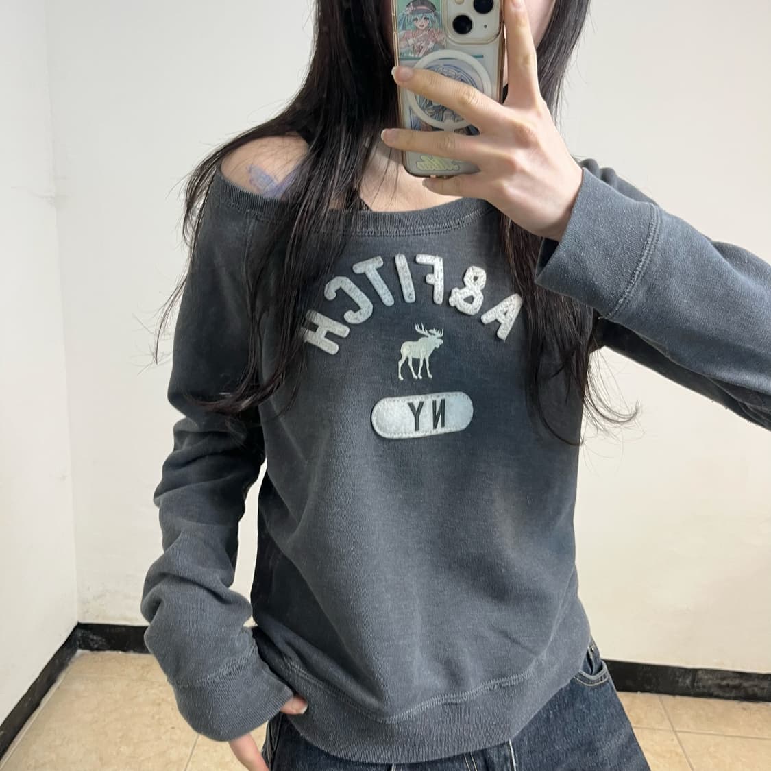 Abercrombie grey sweatshirt 상품이미지3