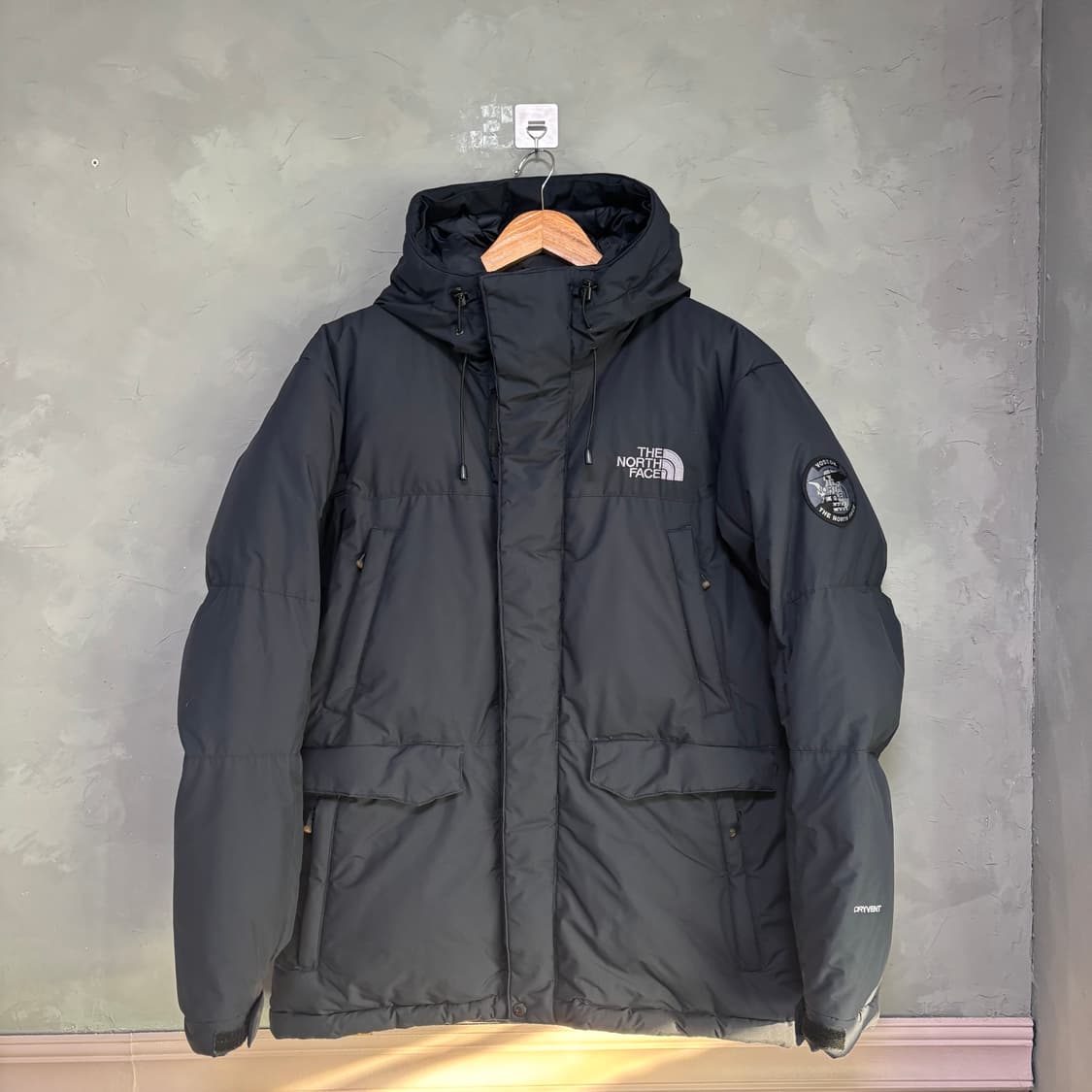 노스페이스 드라이벤트 보스토크 구스다운 패딩 상품이미지1