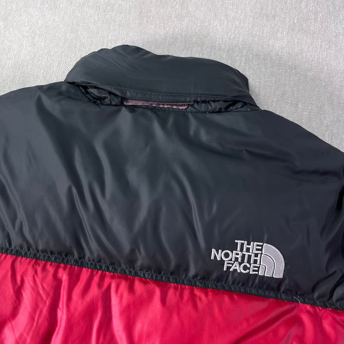 100 노스페이스 1996 눕시 체리 레드 700 패딩 상품이미지9