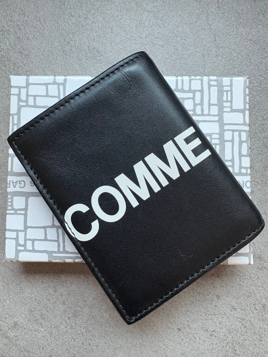 꼼데가르송 반지갑 상품이미지2