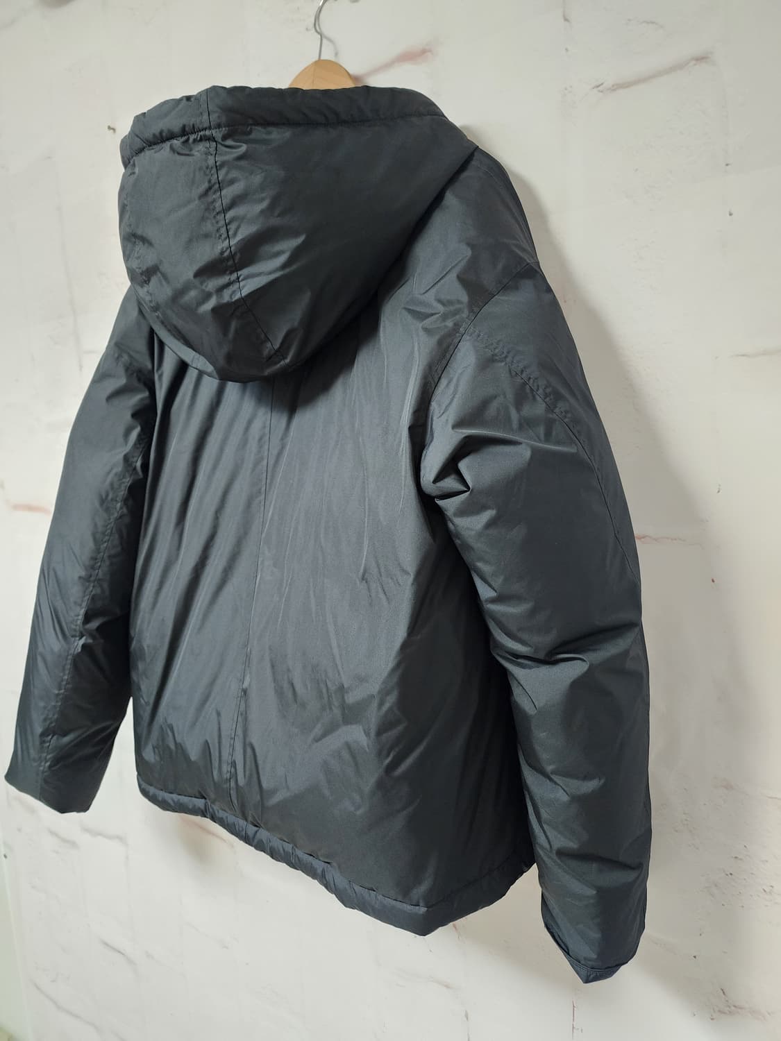 TNGT 블랙 패딩 점퍼 상품이미지5