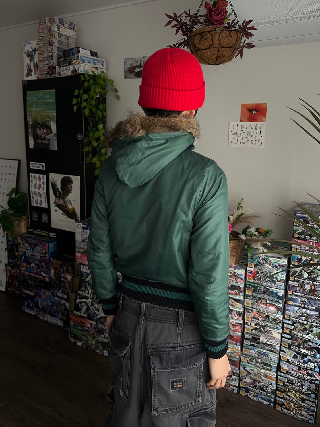 Tommy Hilfiger 리버서블 퍼 크롭 푸퍼 상품이미지8