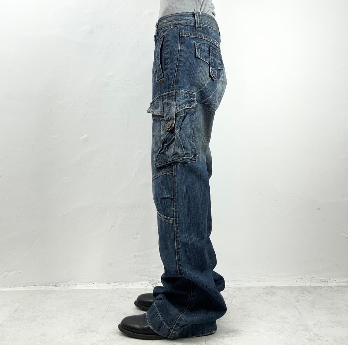 Utility Cargo Flare Denim Jeans 상품이미지3