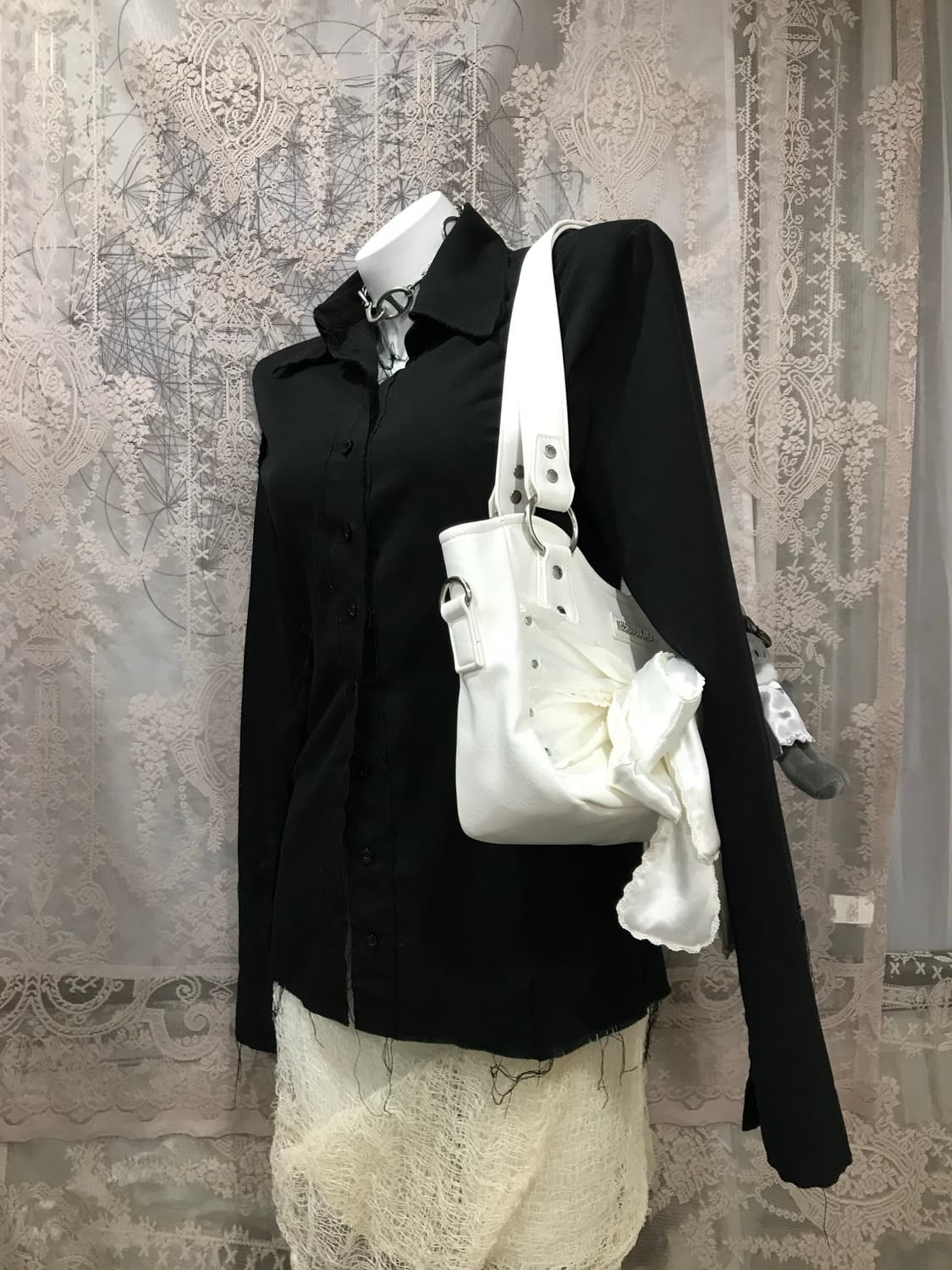 보헤미안서울 검정 데미지 빈티지 셔츠  상품이미지2