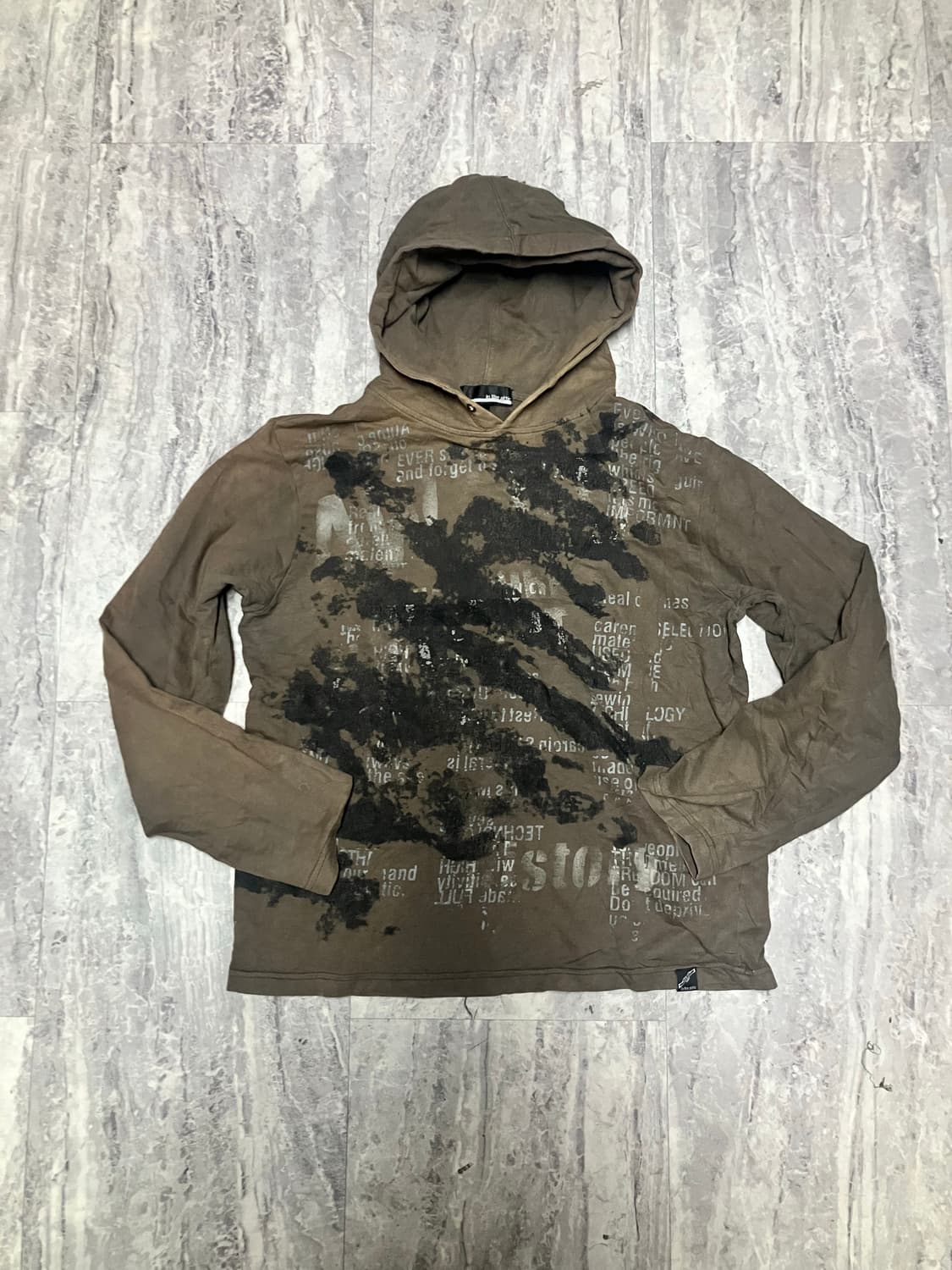 일본빈티지 Intheattic 올드스쿨락펑크시크 더티레터링 후드티셔츠 상품이미지1