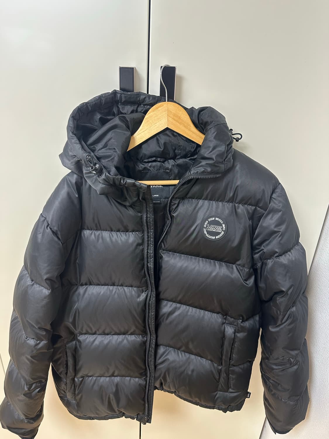 L) 반스 블랙 패딩팝니다 상품이미지2