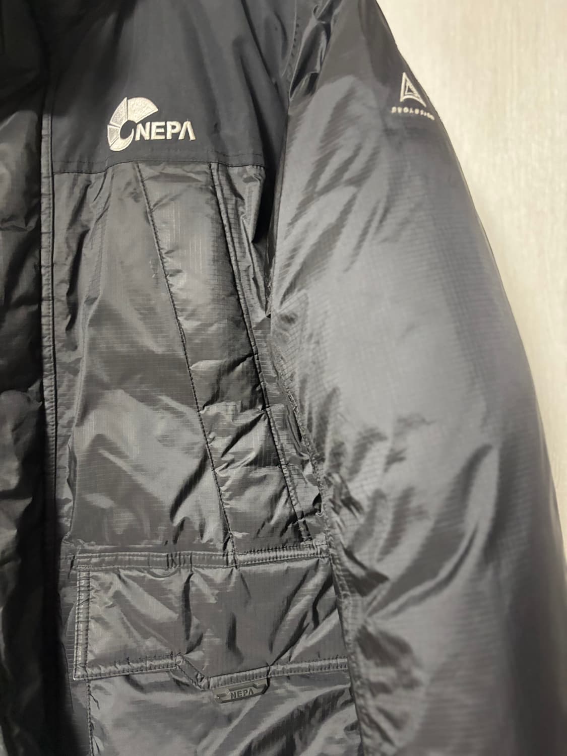 네파 레볼루션 시리즈 필파워 구스다운 패딩 우모복 M 상품이미지4