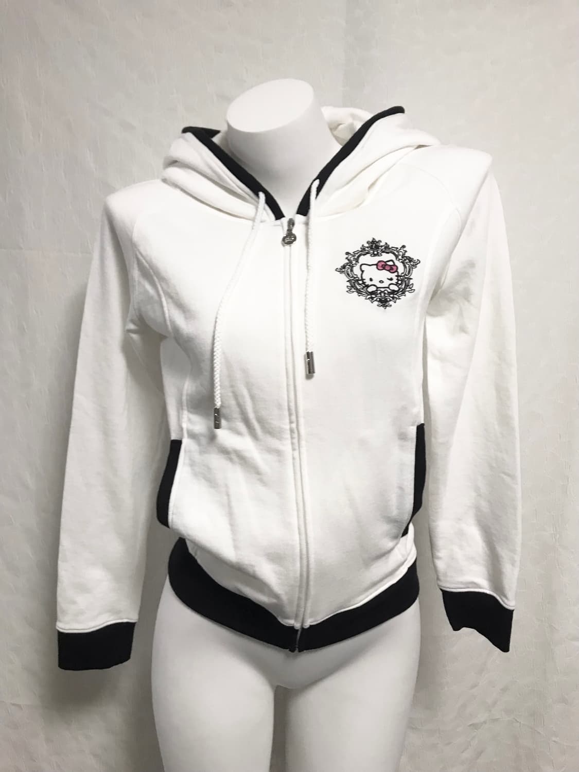 빈티지 라디 rady 헬로키티 자수 갸루 후드 집업 상품이미지3
