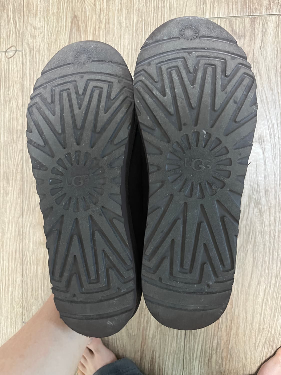 어그 타스만 280 상품이미지2