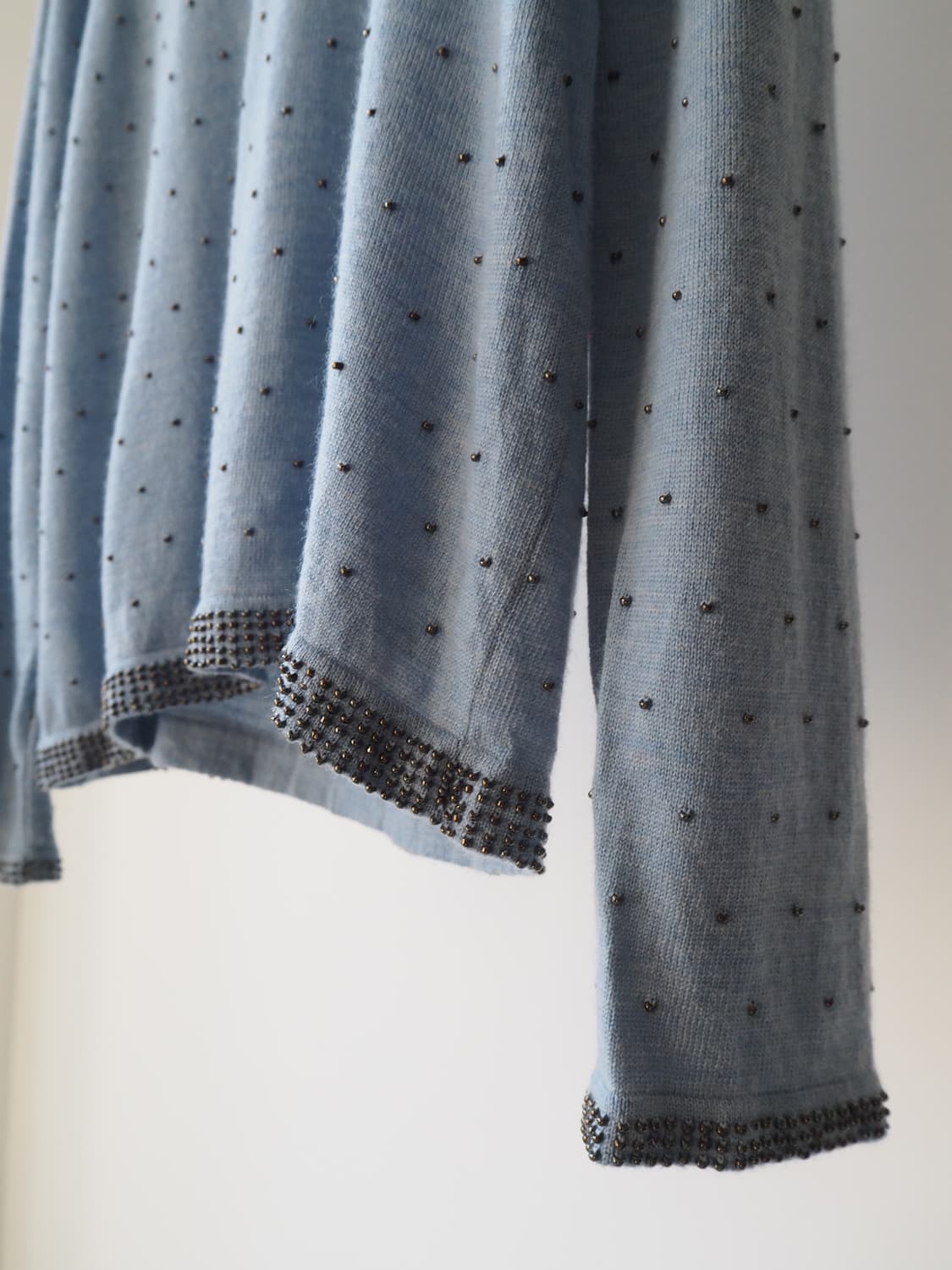 Blayais stud knit  상품이미지1