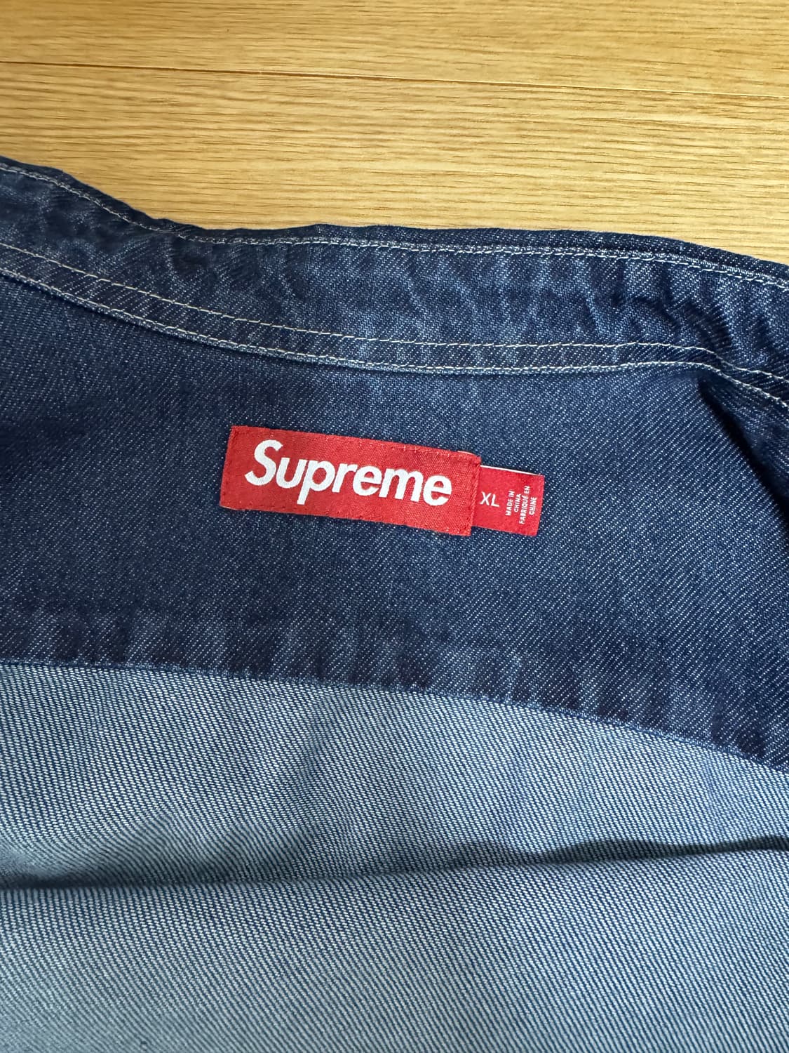 슈프림 스몰로고 데님 셔츠 XL 팝니다 상품이미지2