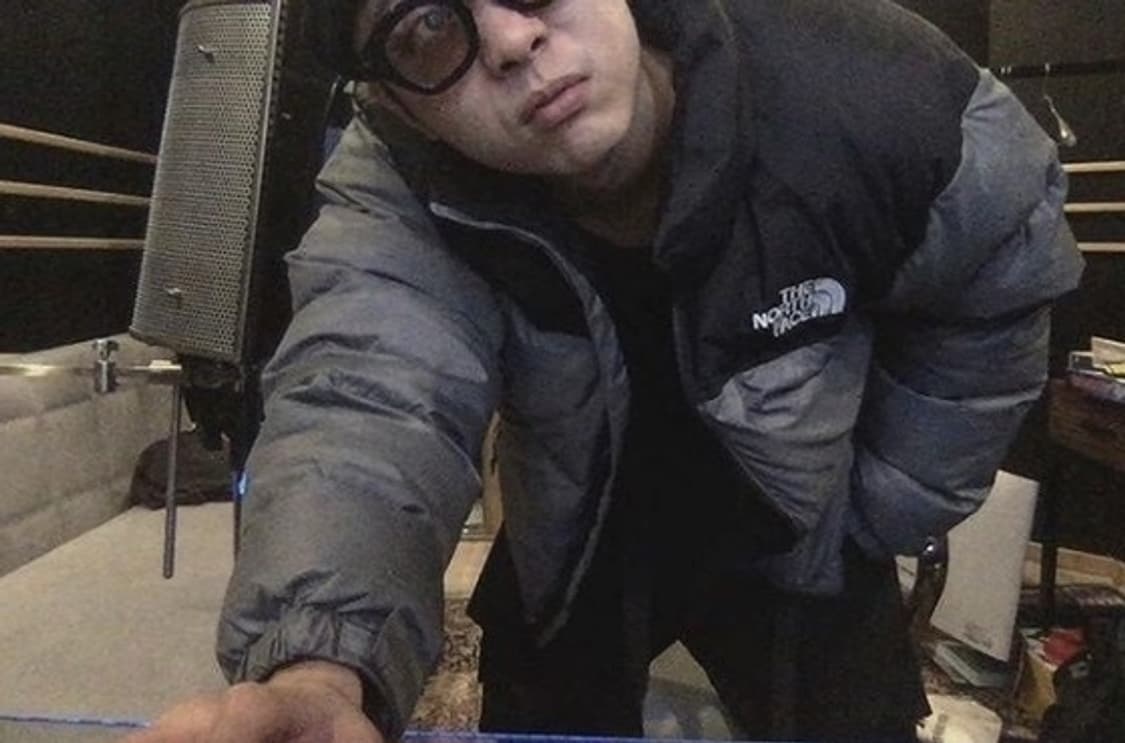 노스페이스 눕시 700 그레이 기리보이 착용 상품이미지7