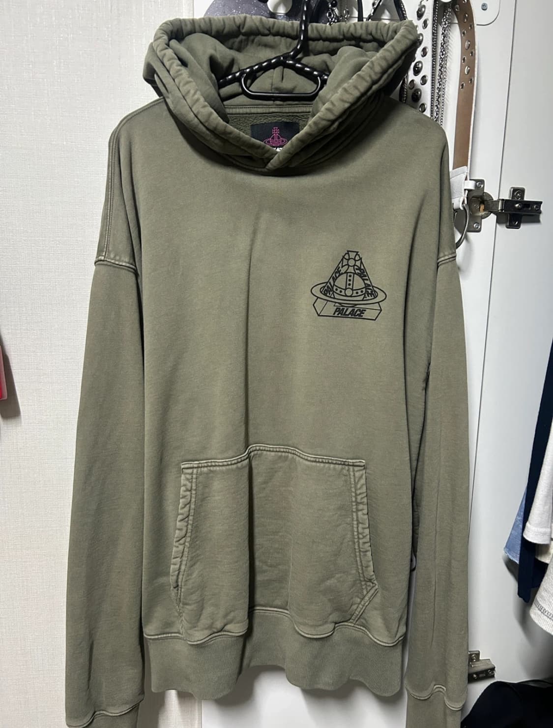 팔라스 비비안웨스트우드 후드 올리브 M 상품이미지4