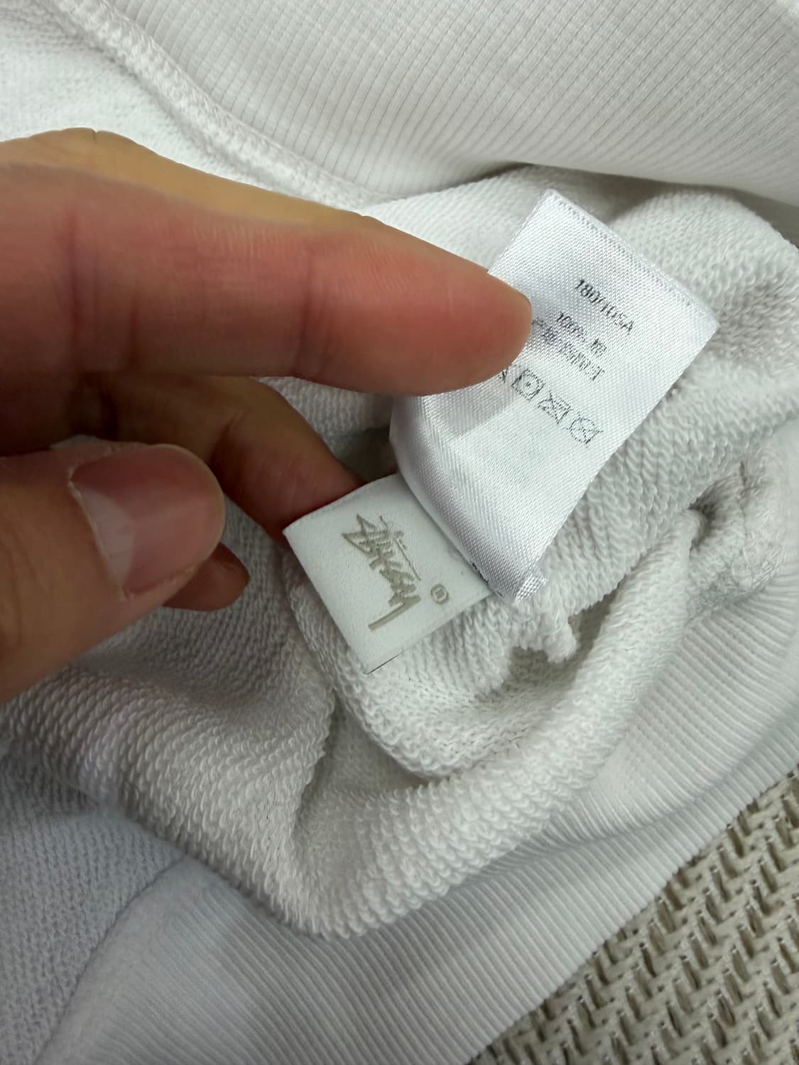 정품) 스투시 8볼 흰색 맨투맨 티셔츠 L 상품이미지8