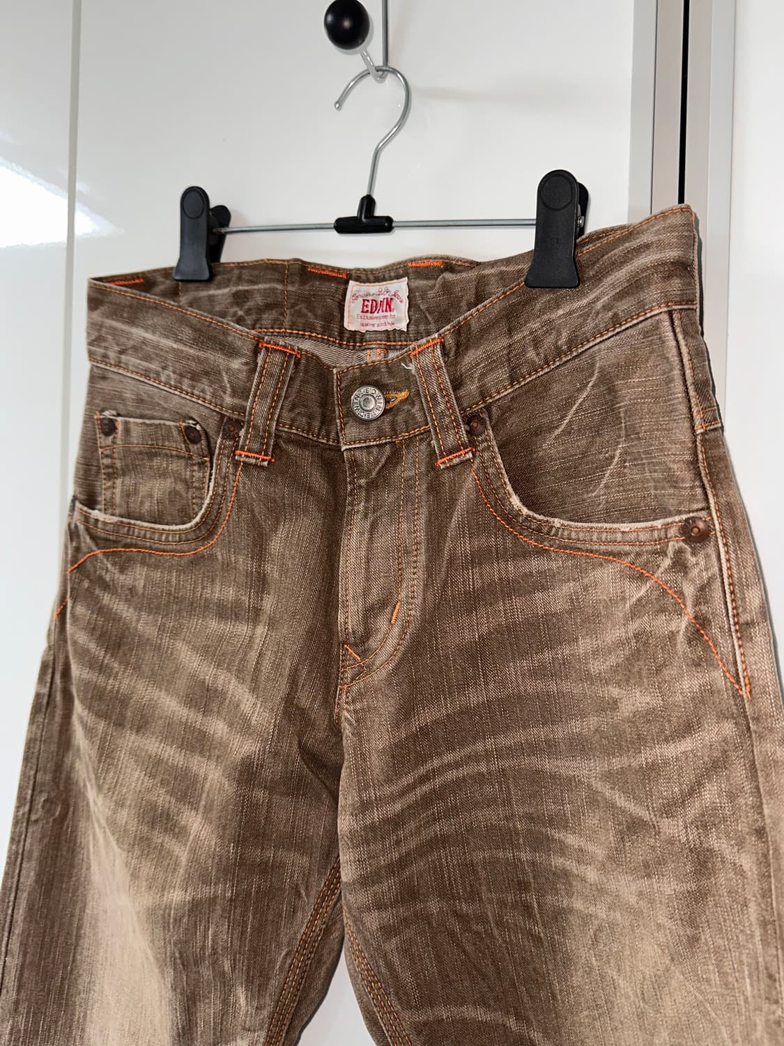EDWIN 오렌지 스티치 브라운 데님 팬츠 상품이미지3