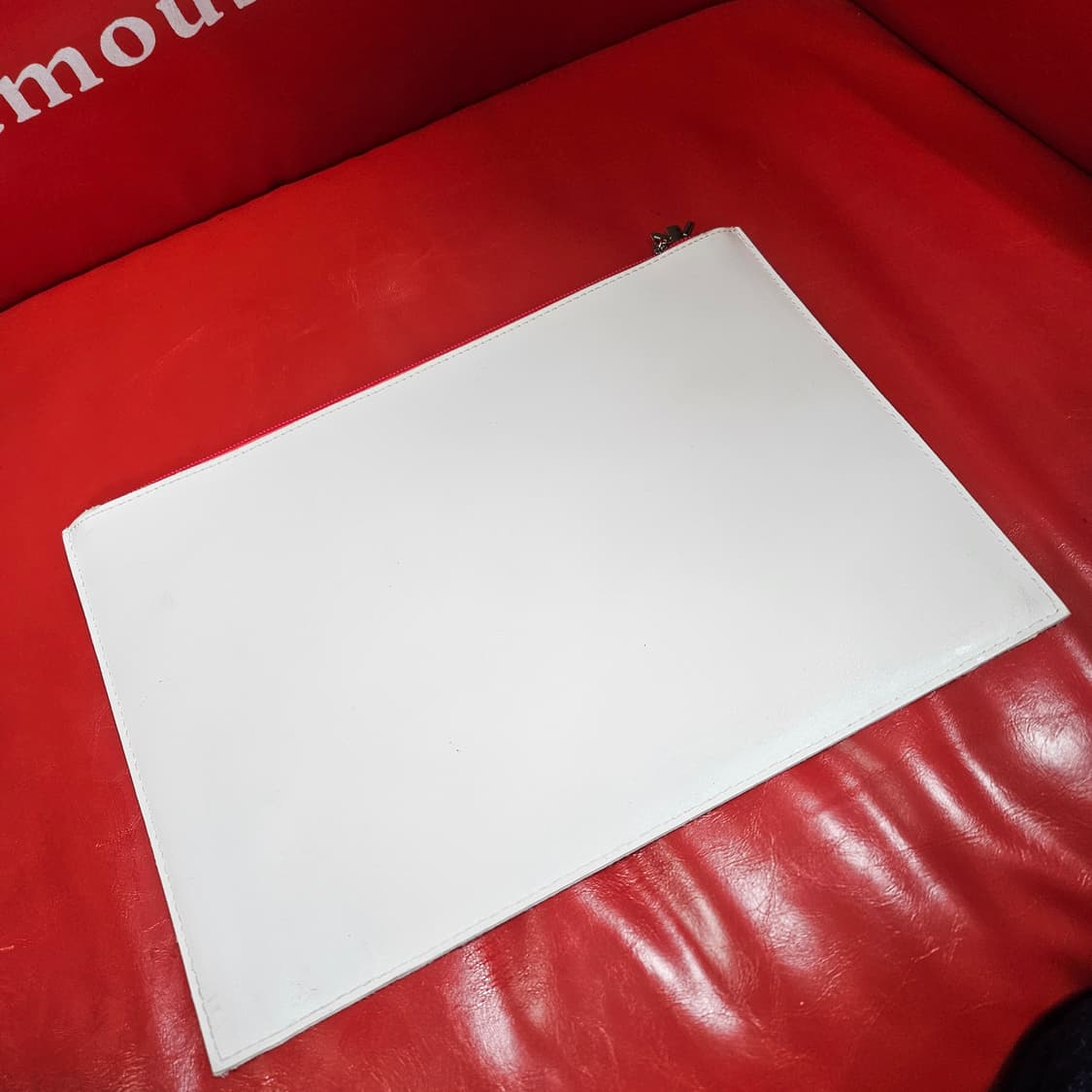 겐조(KENZO) 가죽 클러치백 31 x 21 size 상품이미지2