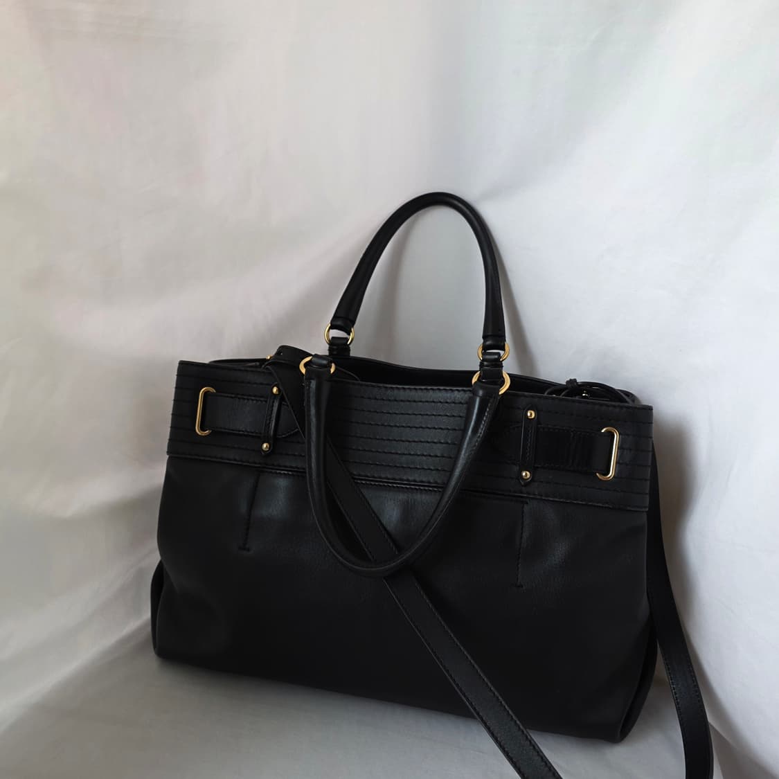 [정품] 페레가모 간치니 락버클 여성 숄더백 토트백 크로스백 상품이미지4