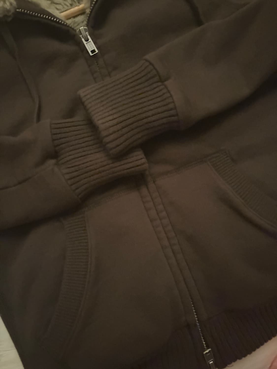 브랜디멜빌 울프죠 후드집업 브라운 상품이미지2