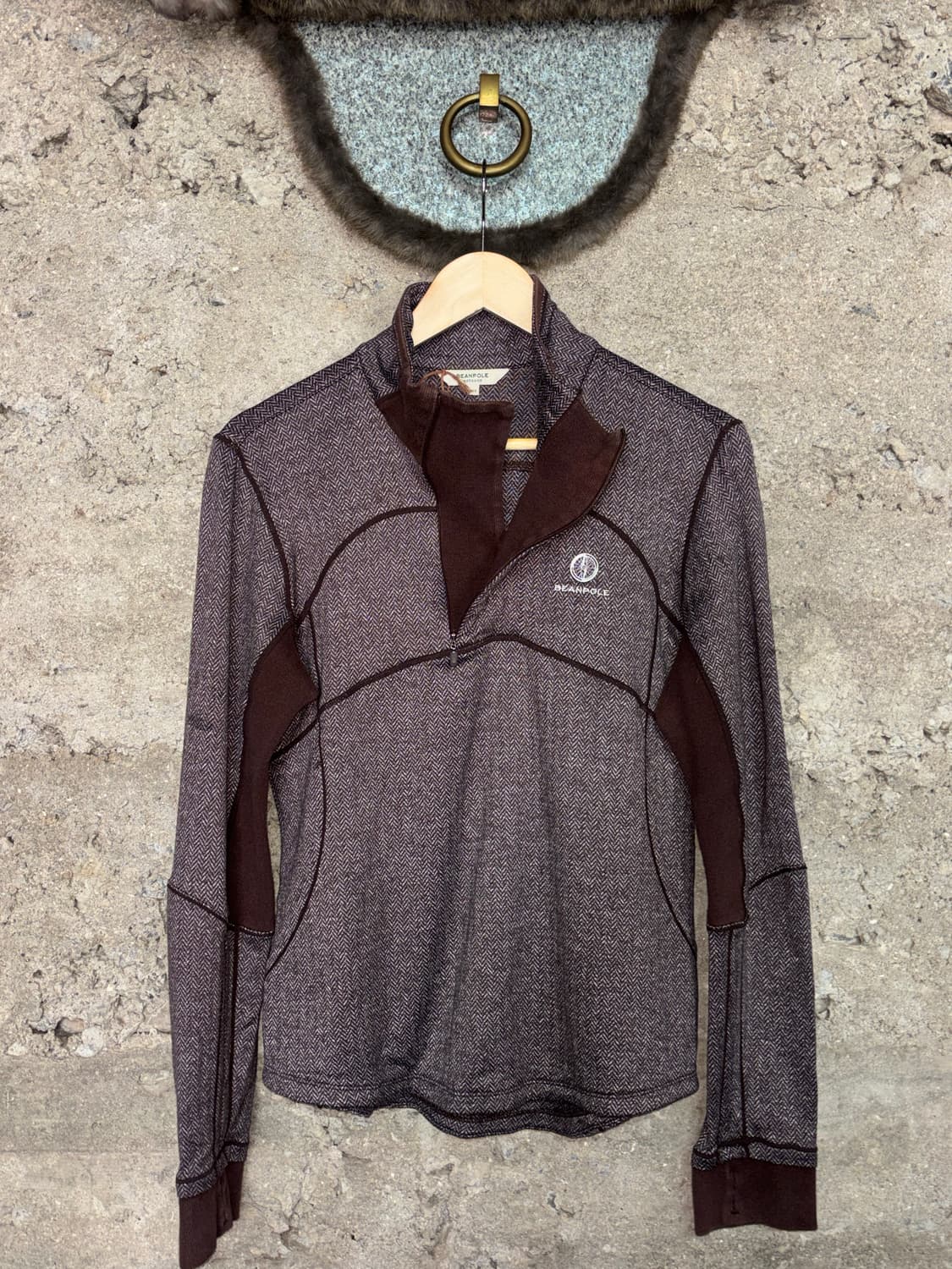 빈폴 헤링본 브라운 집업 티셔츠 상품이미지2