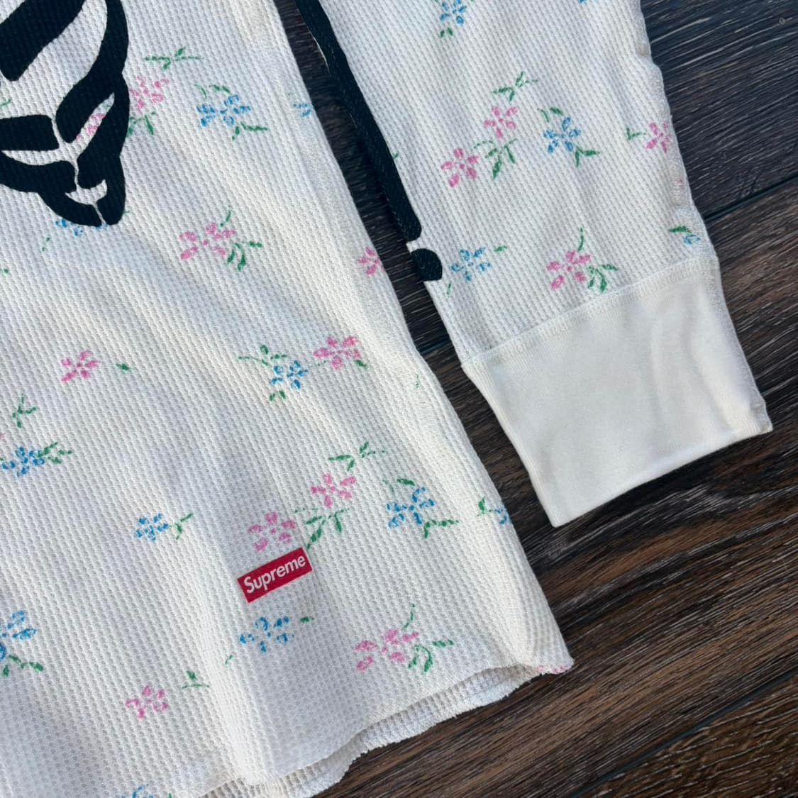 슈프림 헤인즈 본즈 써멀 크루 플로럴 상품이미지2