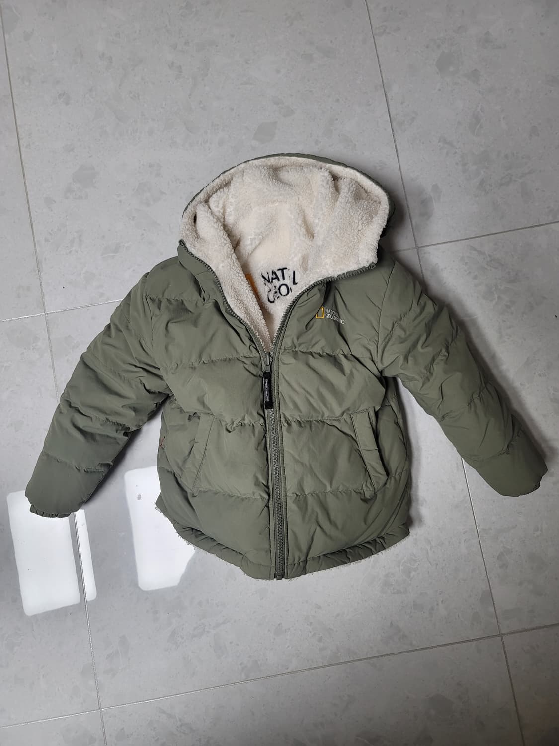 내셔널지오그래픽 구스다운 리버시블 뽀글이 패딩 키즈120사이즈 상태굿 상품이미지1