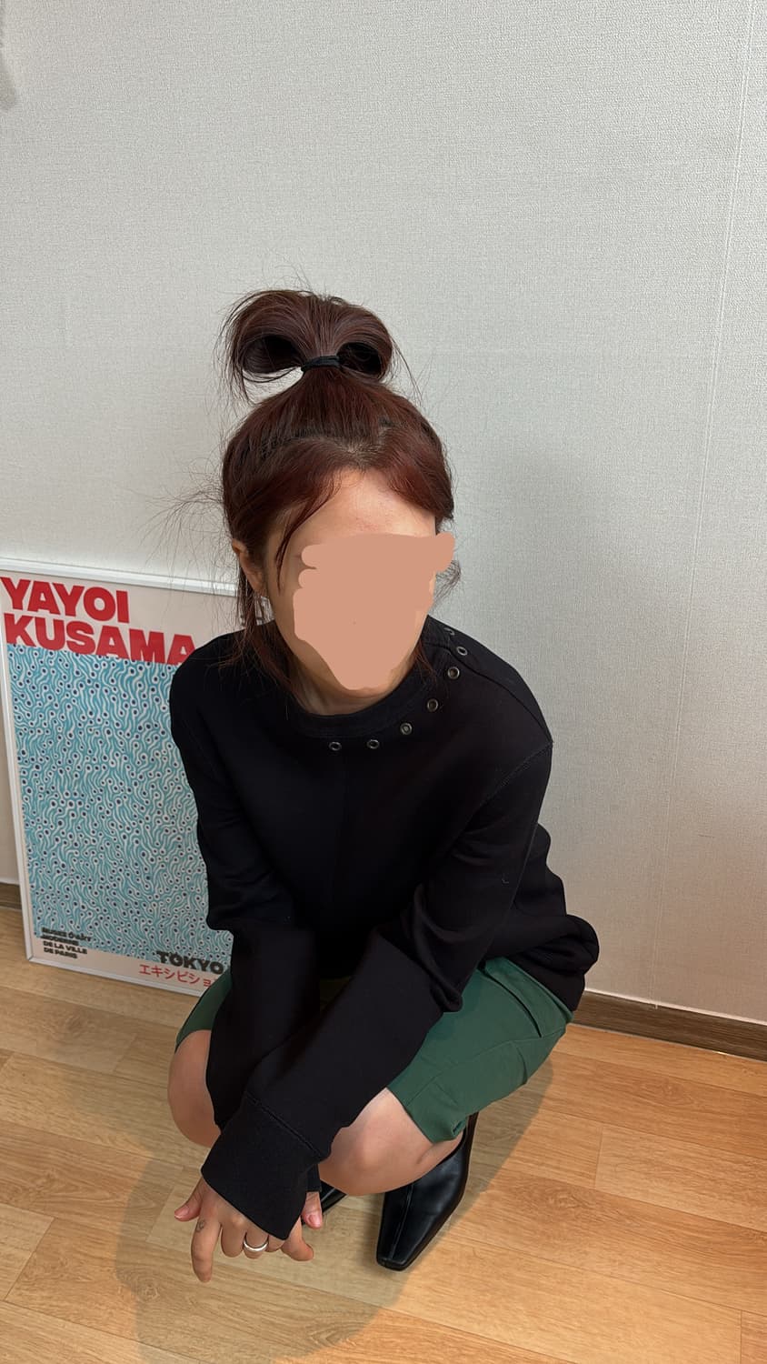 크레이그 그린 레이스업 맨투맨 상품이미지1